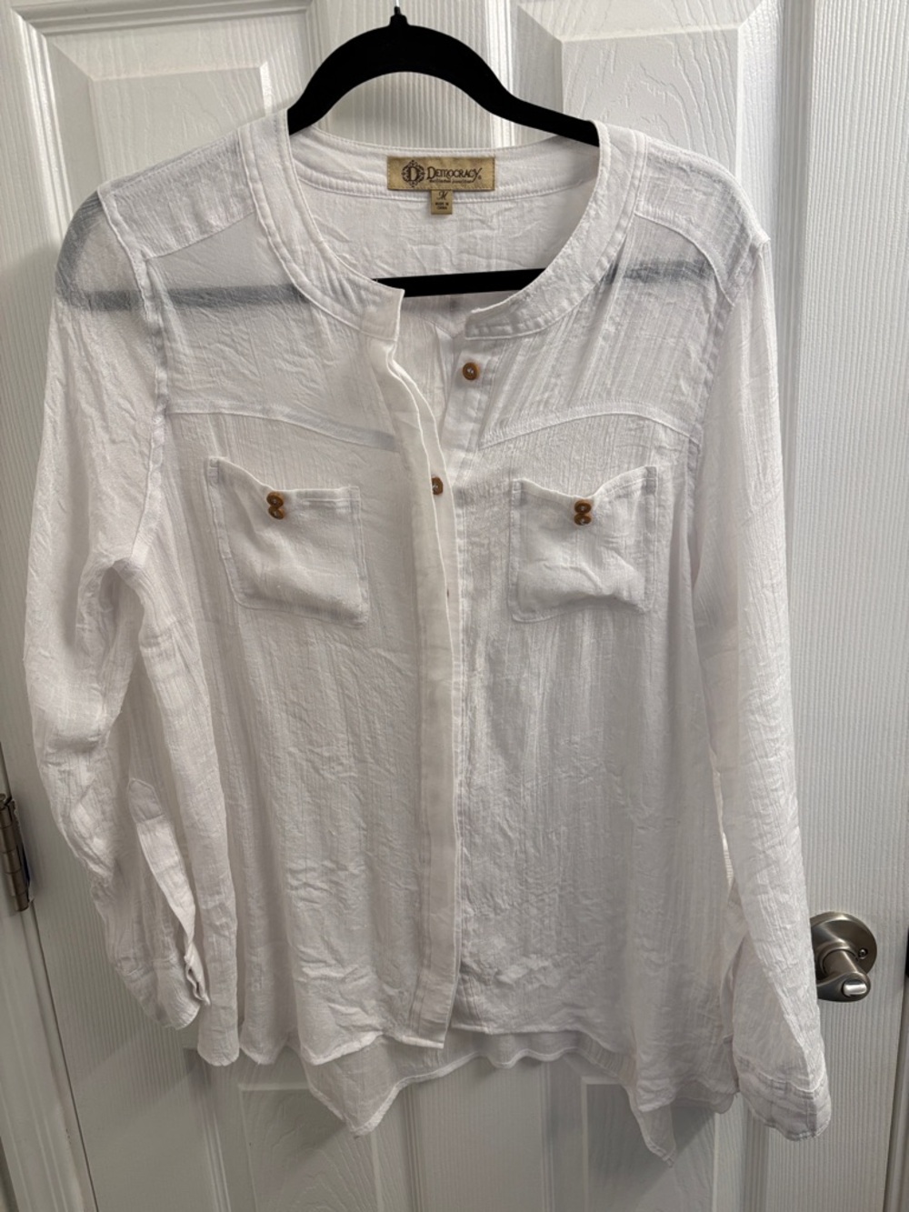Women's Democracy White Sheer Button-Front Top w/ Wood-Tone Buttons - Size M